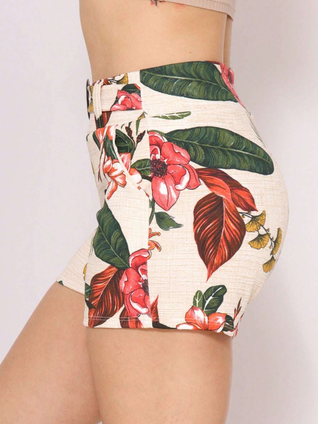 Short Malha Crepe Estampa Floral.