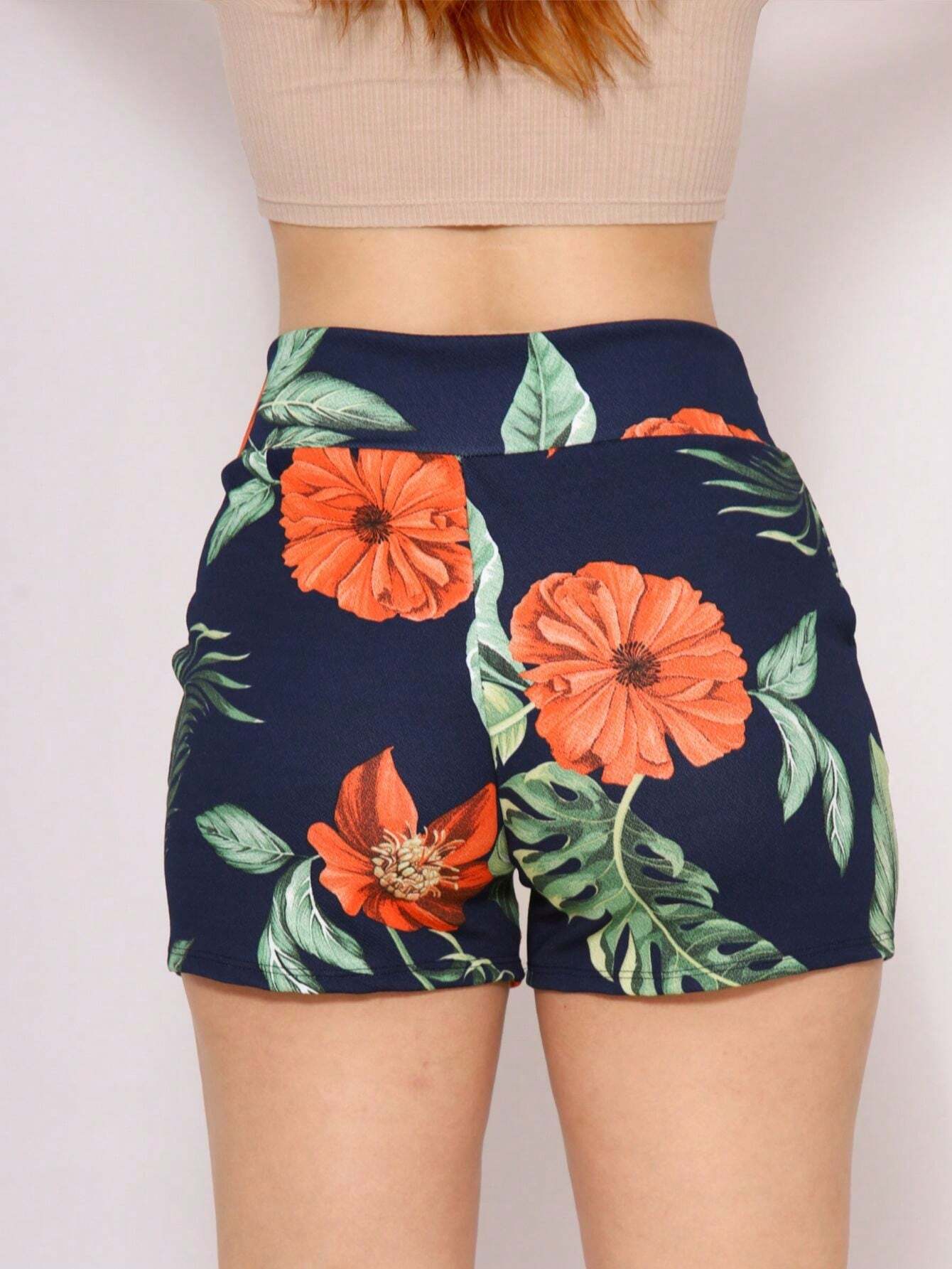 Short Malha Crepe Estampa Floral.